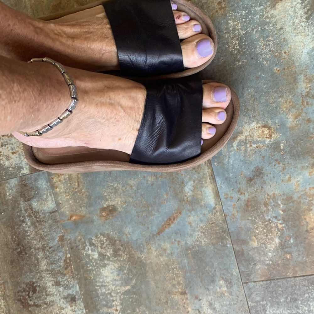 Jeffrey Campbell black leather slides